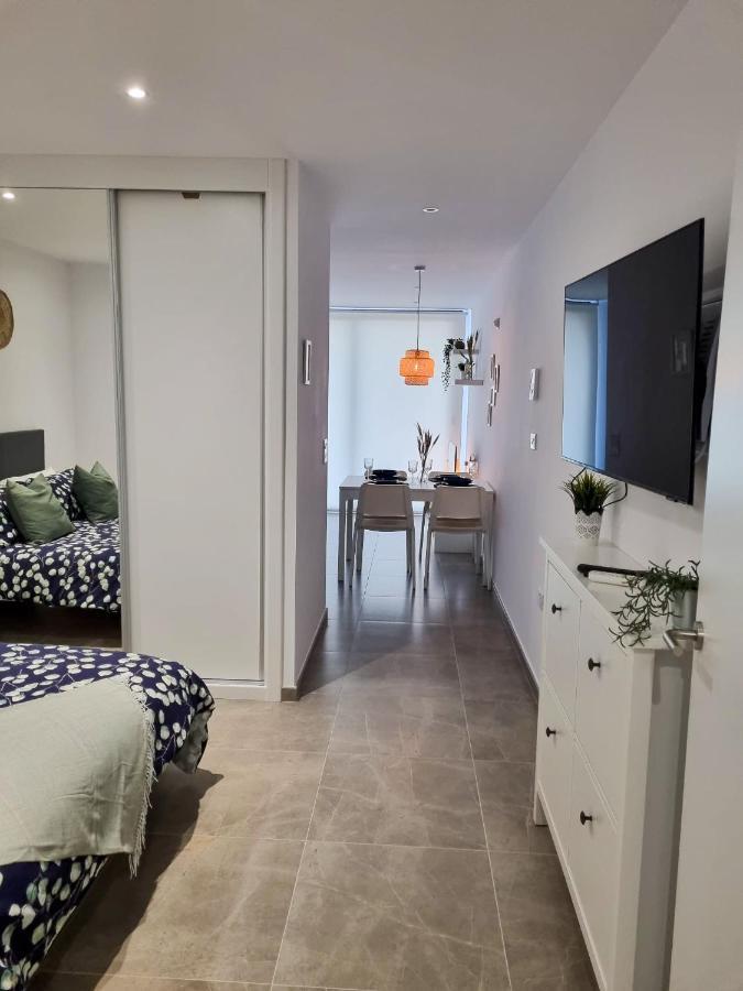 Brand New - Massive Studio - E1 - Self Catering Gibraltar Extérieur photo
