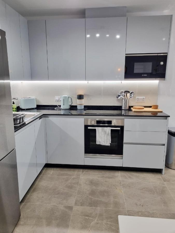 Brand New - Massive Studio - E1 - Self Catering Gibraltar Extérieur photo