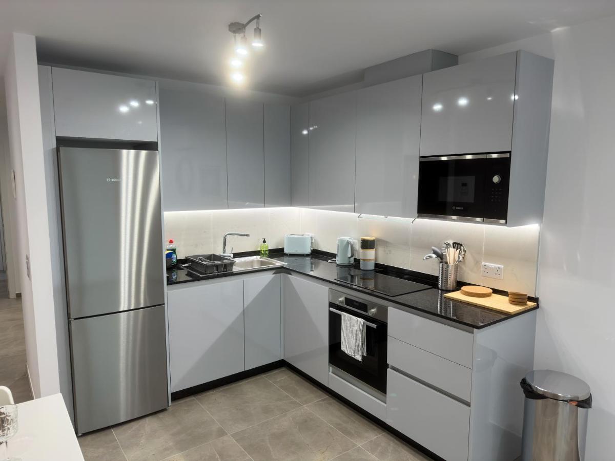 Brand New - Massive Studio - E1 - Self Catering Gibraltar Extérieur photo
